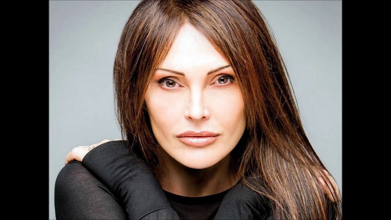 Anna Oxa.- Chissà.