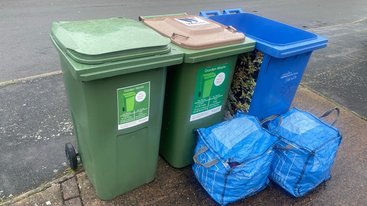Putting the Bins out (GoPro) (11)