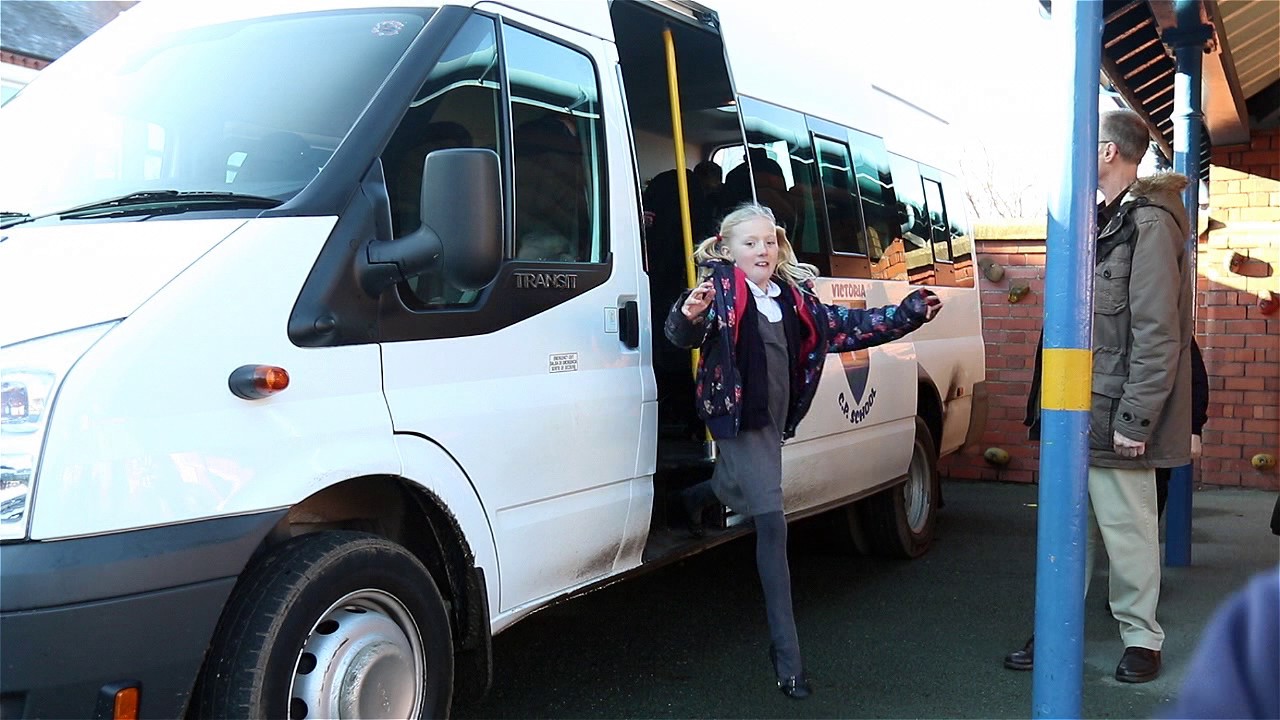 Victoria school in Wrexham have fundraised for a new minibus