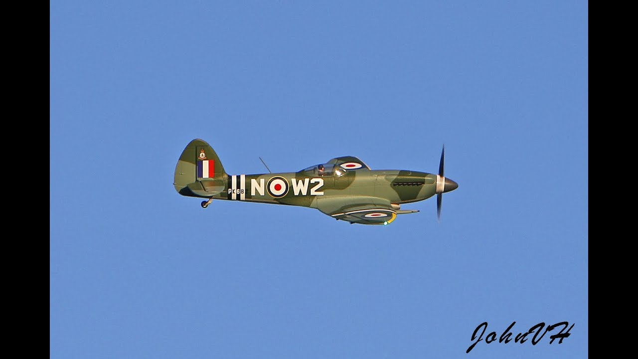 Hobbyking Durafly™ Supermarine Spitfire Mk24 V2 1100mm Flying!