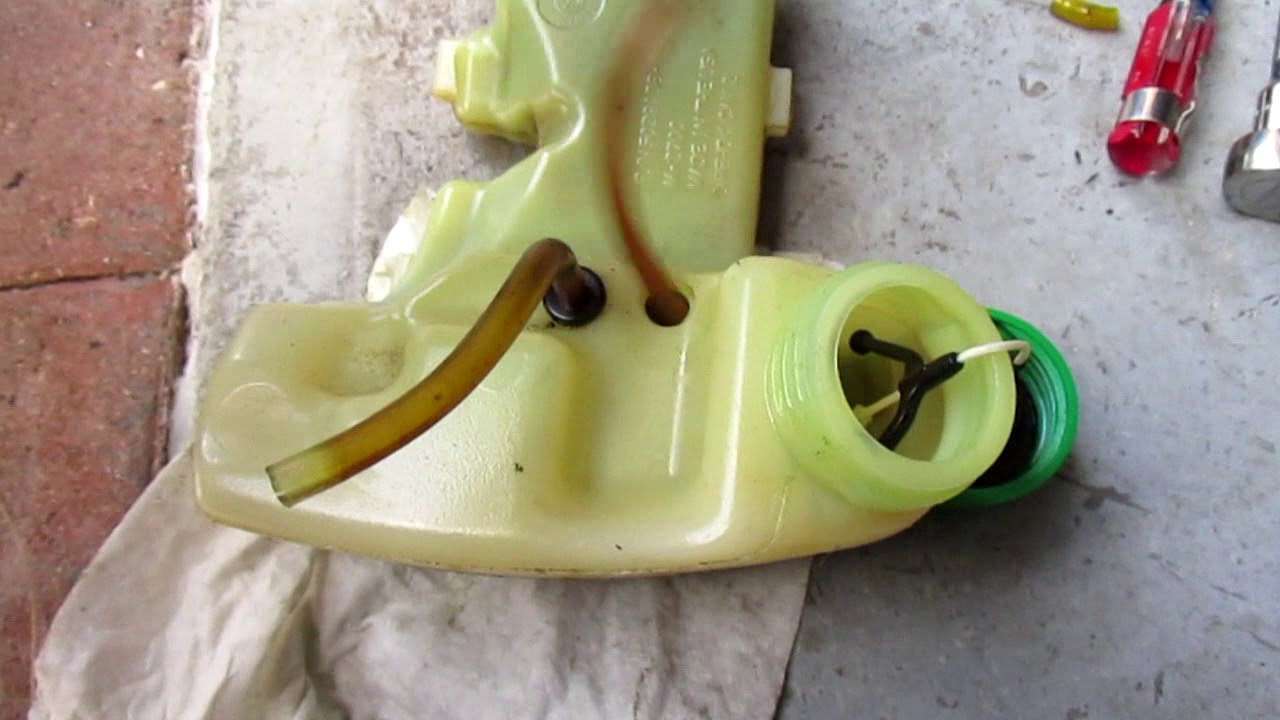 Fuel tank grommet  Fuel leak 323l husqvarna string trimmer.