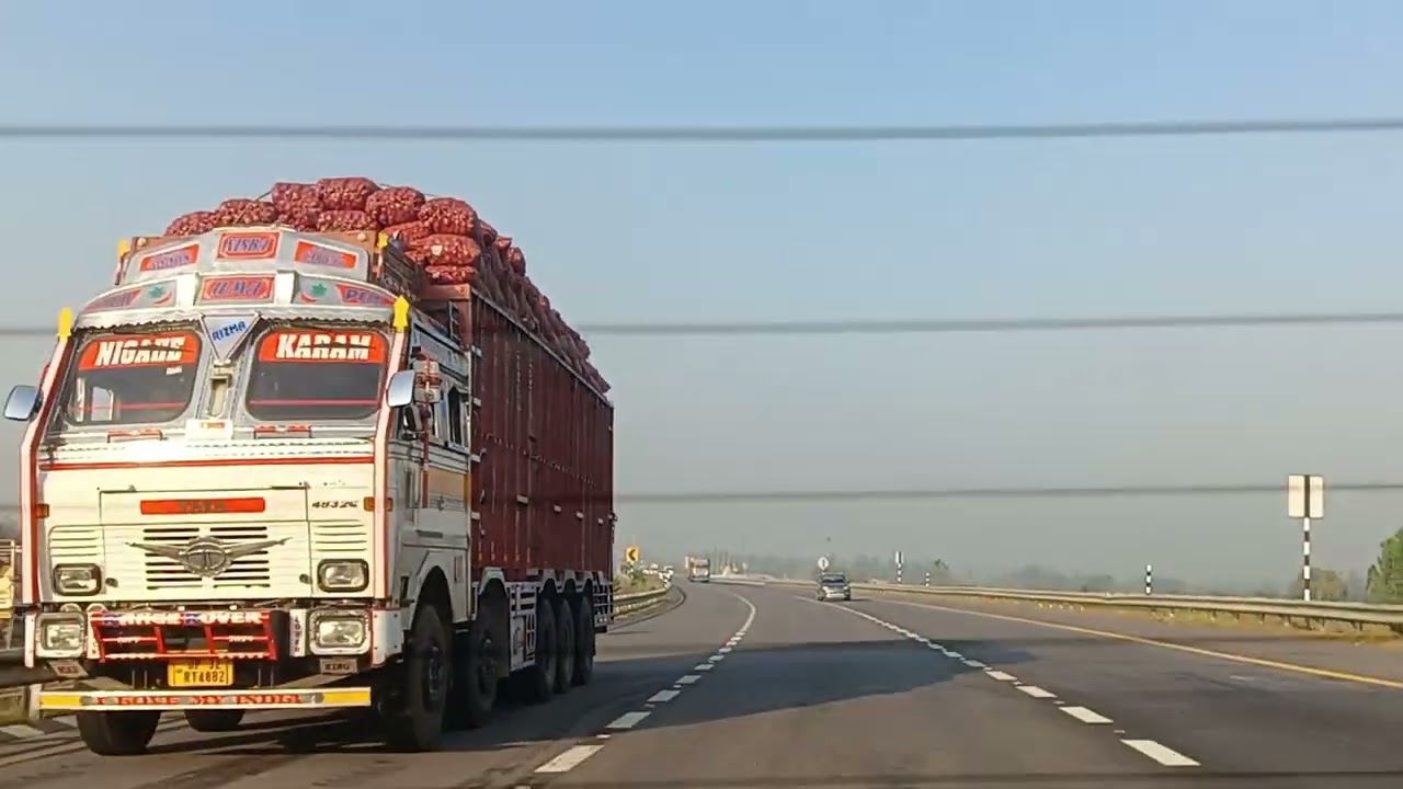 My first time in the highway and its 365(@Reyanshcreative)