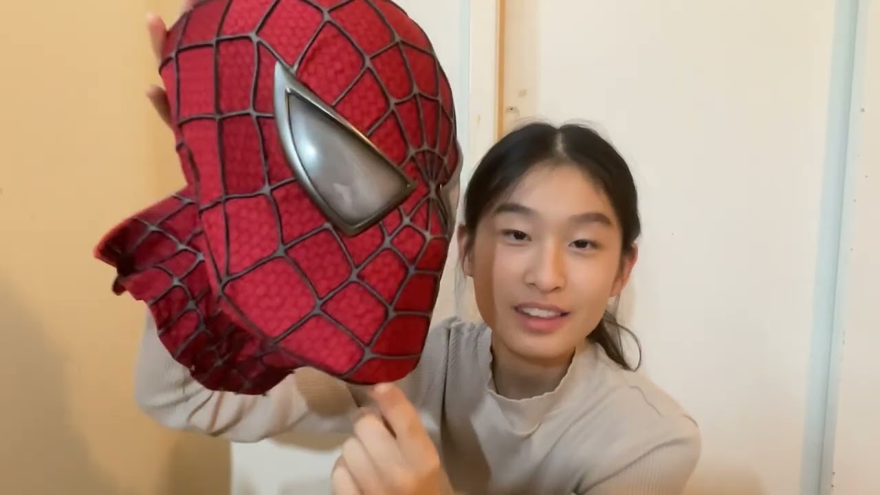 My honest review on Tobey 2002 spiderman mask by Joyydesigns! 🕷️ 