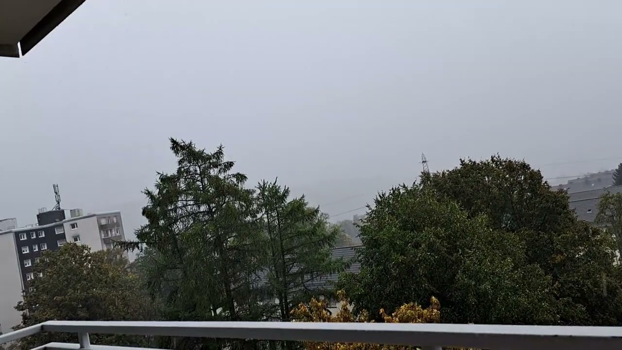 MEGA KRASSE GEWITTERFALLBÖE MIT STARKREGENSCHAUER UND 3 BLITZE MIT DONNER DABEI IN MESCHEDE!⛈️🌪️😱
