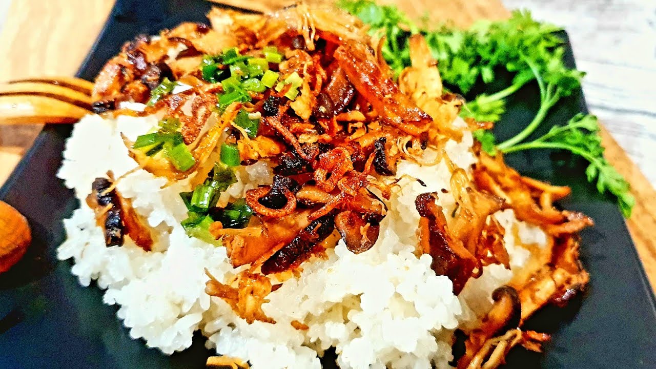 Xôi Mặn Gà xé/Cách làm xôi gà xé dẻo thơm đơn giản