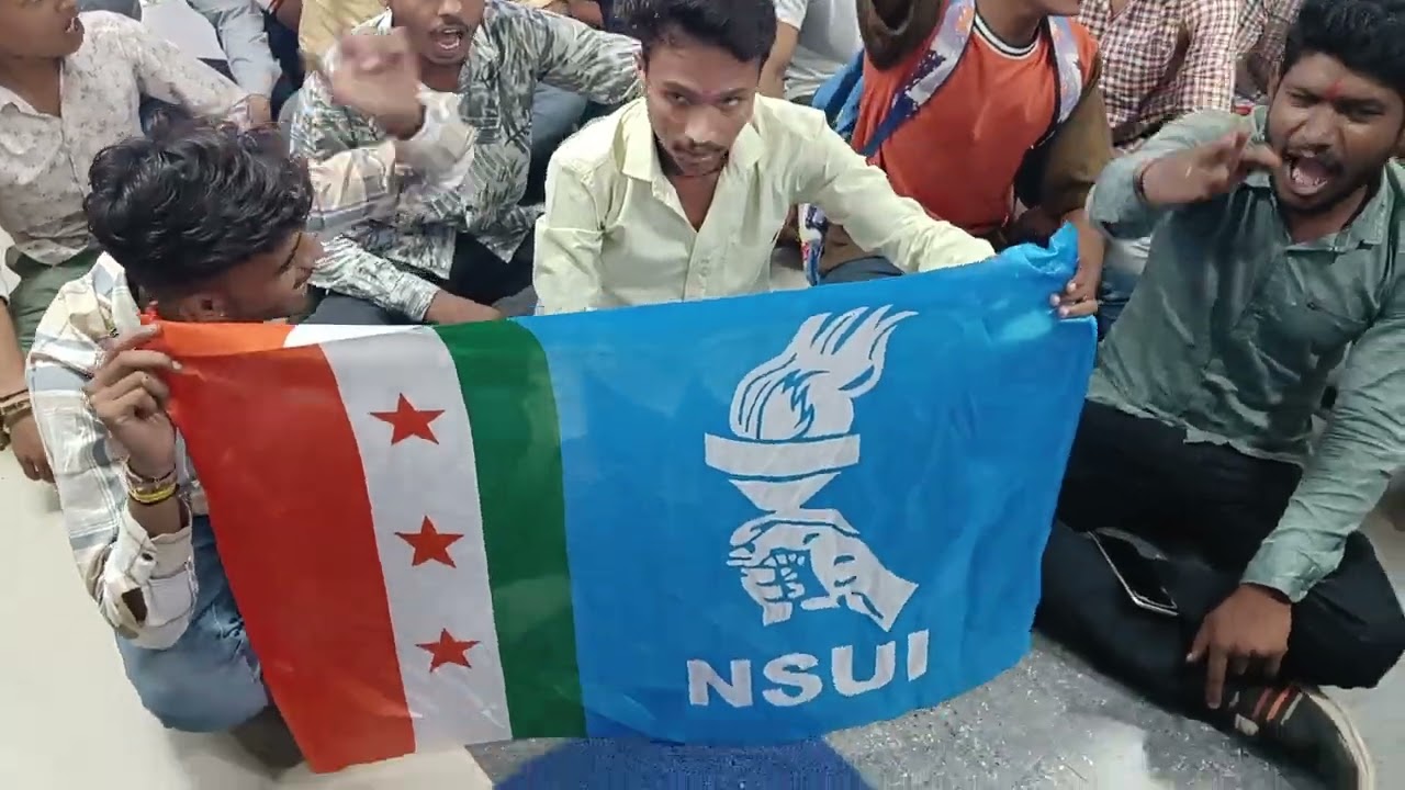 NSUI INDORE @aarohiii09