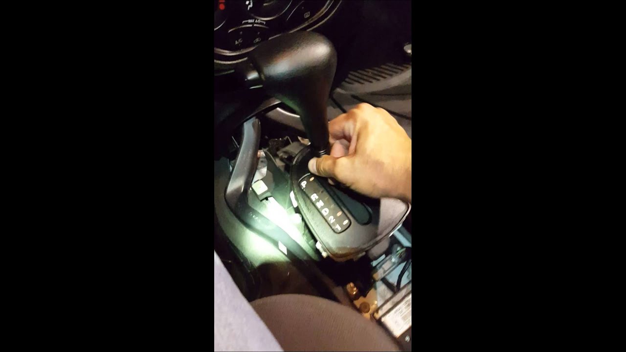 2006 Ford focus key won't come out of the ignition
