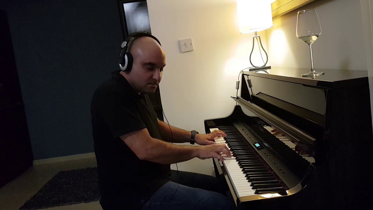 Gökhan Kırdar (Yerine Sevemem) - Piano