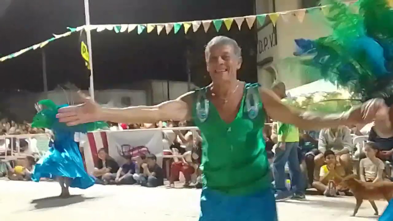 ultima noche de carnavales de rosario del tala.comparsa PEÑA BERA..