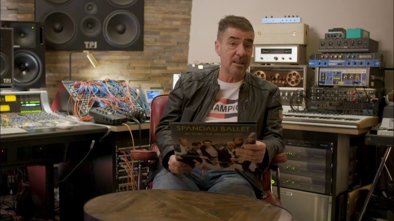 40 Years - The Greatest Hits' - John Keeble Unboxing