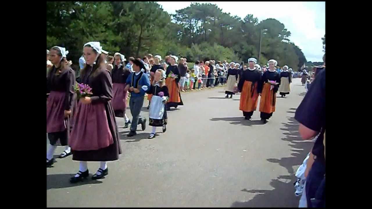 Défilé Fête des bruyères à Beuzec cap sizun le 12 août 2012