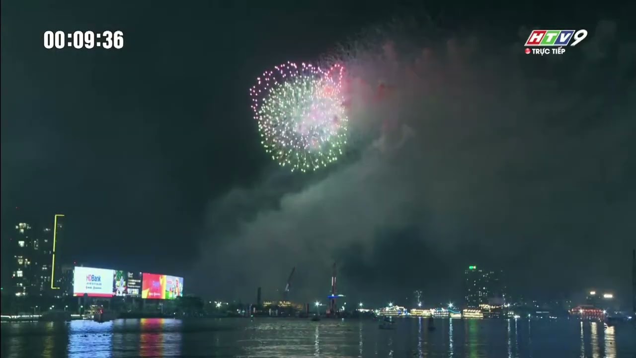 HTV7,9 &bull; Trực Tiếp Bắn Ph&aacute;o Hoa Mừng Năm Mới 2026 | 00:00 - 01/1/2026