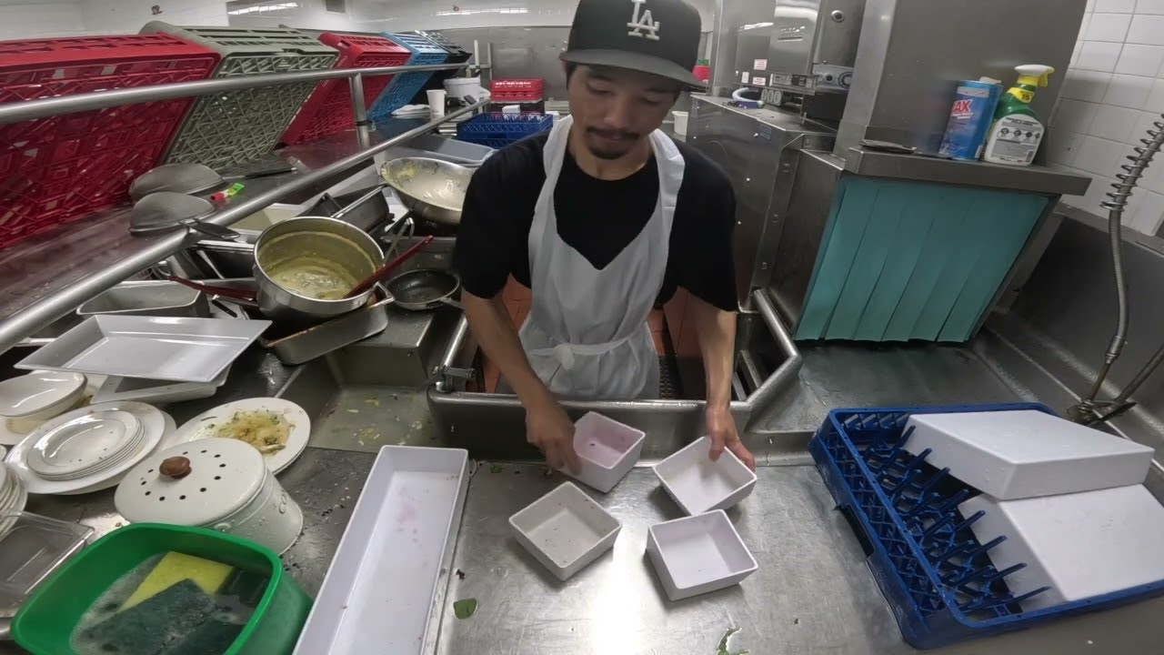 My Secret Life as a UCLA Dishwasher