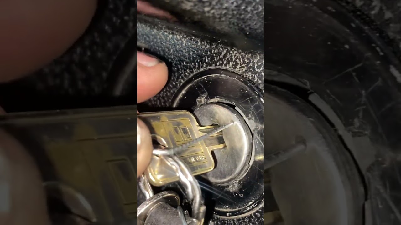 Снятие личинки замка зажигания GM