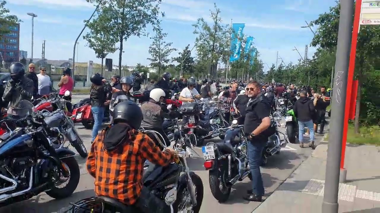 Harley Days Hamburg 2025 - Parade an den alten Elbbrücken 29.6.25 16h - Teil 3