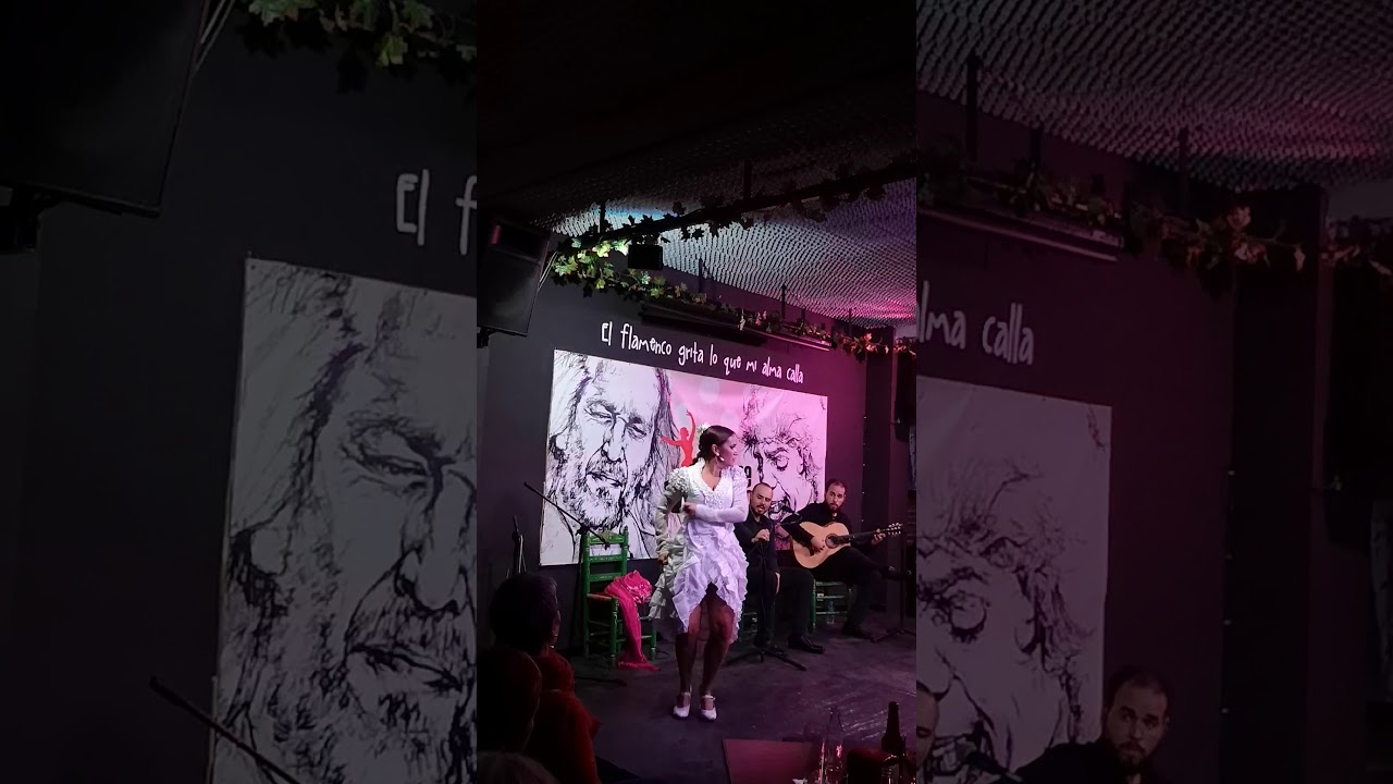Beatriz Santiago bailaora sevillana. Asociación Entre Flamencos del Puerto.