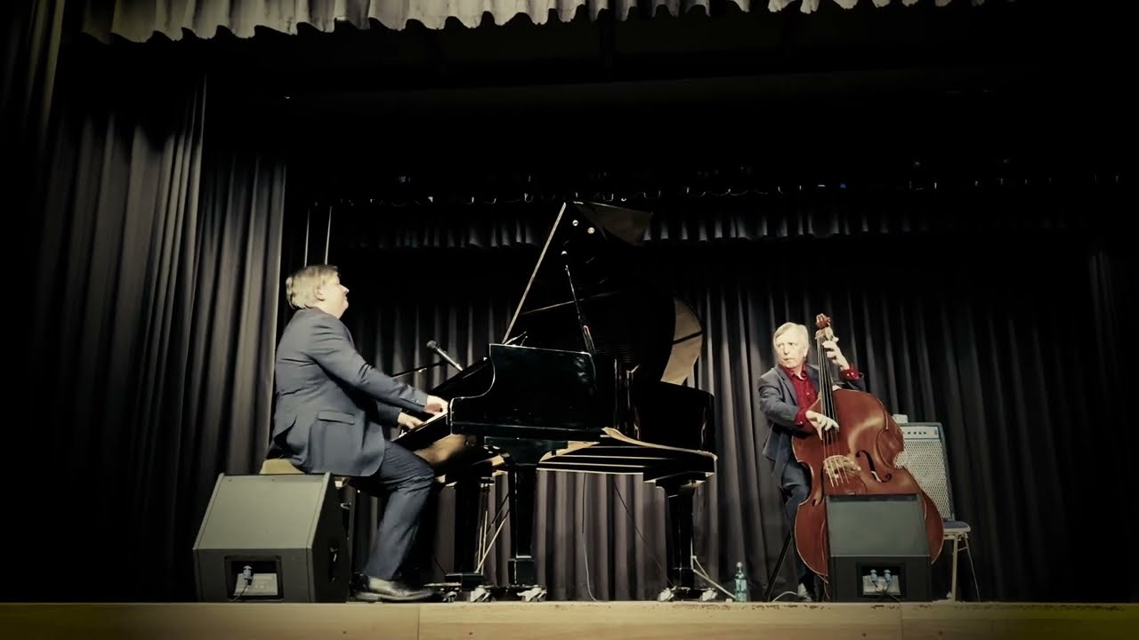 𝐃𝐢𝐫𝐤 𝐑𝐚𝐮𝐟𝐞𝐢𝐬𝐞𝐧 𝐉𝐚𝐳𝐳𝐟𝐢𝐧𝐠𝐞𝐫𝐬 𝐃𝐮𝐨 - 𝐂𝐚𝐤𝐞𝐰𝐚𝐥𝐤 (𝐎𝐬𝐜𝐚𝐫 𝐏𝐞𝐭𝐞𝐫𝐬𝐨𝐧)