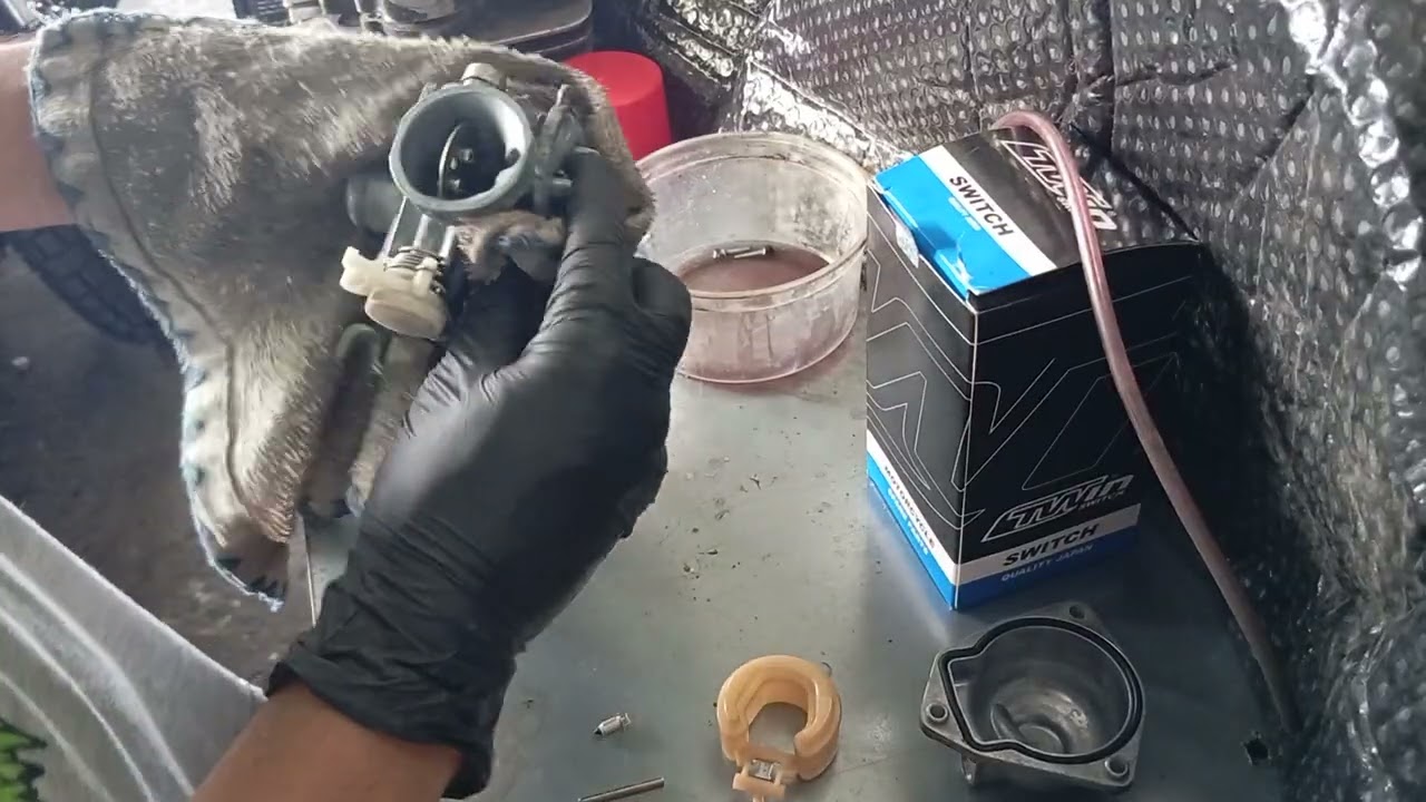 Motorcycle carburetor cleaning