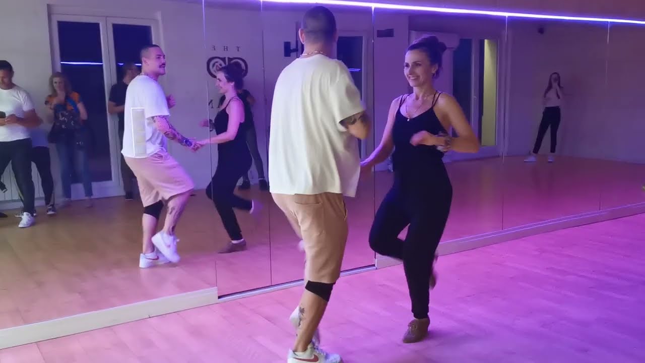 SALSA W PARACH 