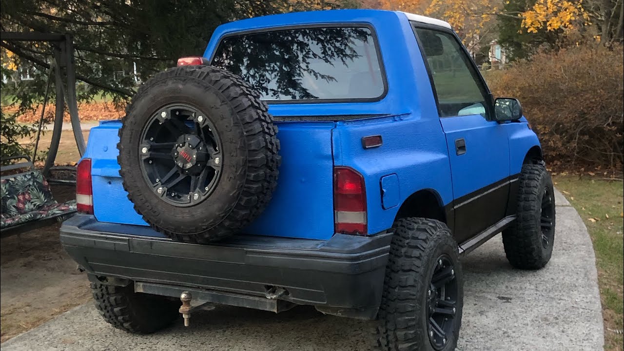 Tracker turned into a mini pickup truck