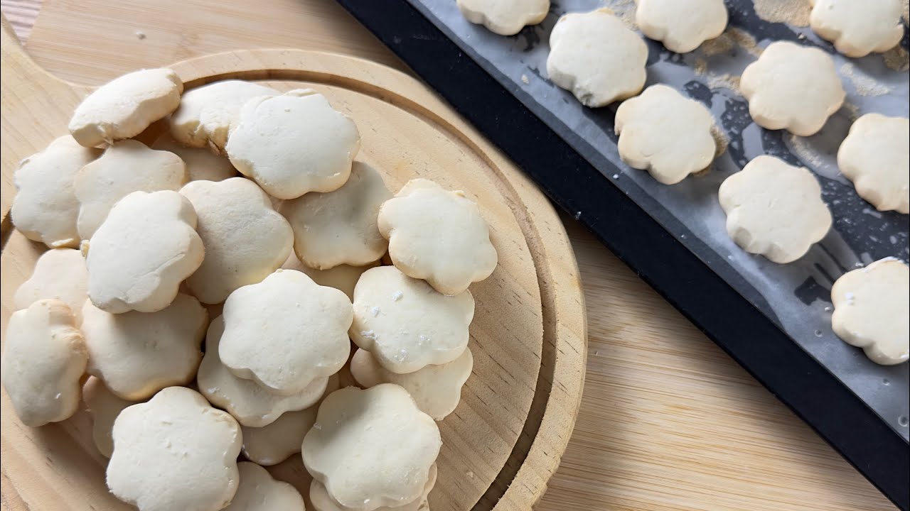 KUIH BANGKIT SANTAN /KUiH BAKAR CAIR DI MULUT Cara Orang Lama/Coconut cream cookies
