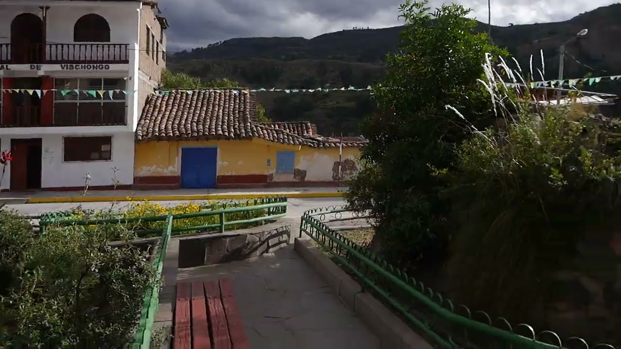 VISCHONGO ❤️ AYACUCHO 🇵🇪 | PLAZA DE ARMAS DE LA TIERRA DEL HALCÓN SAGRADO | 🏃 EL VERDADERO PERÚ 👍