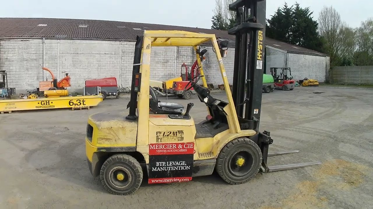 CHARIOT ELEVATEUR DIESEL CAPACITE 3T - HAUTEUR 4,2M - HYSTER DE 2001 - TRAVEN1003 - MERCIER BELGIUM