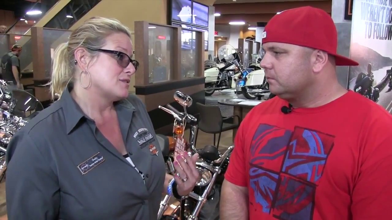 In Depth Tour @ Bruce Rossmeyer's Harley Davidson   2WheelTechTV mp4