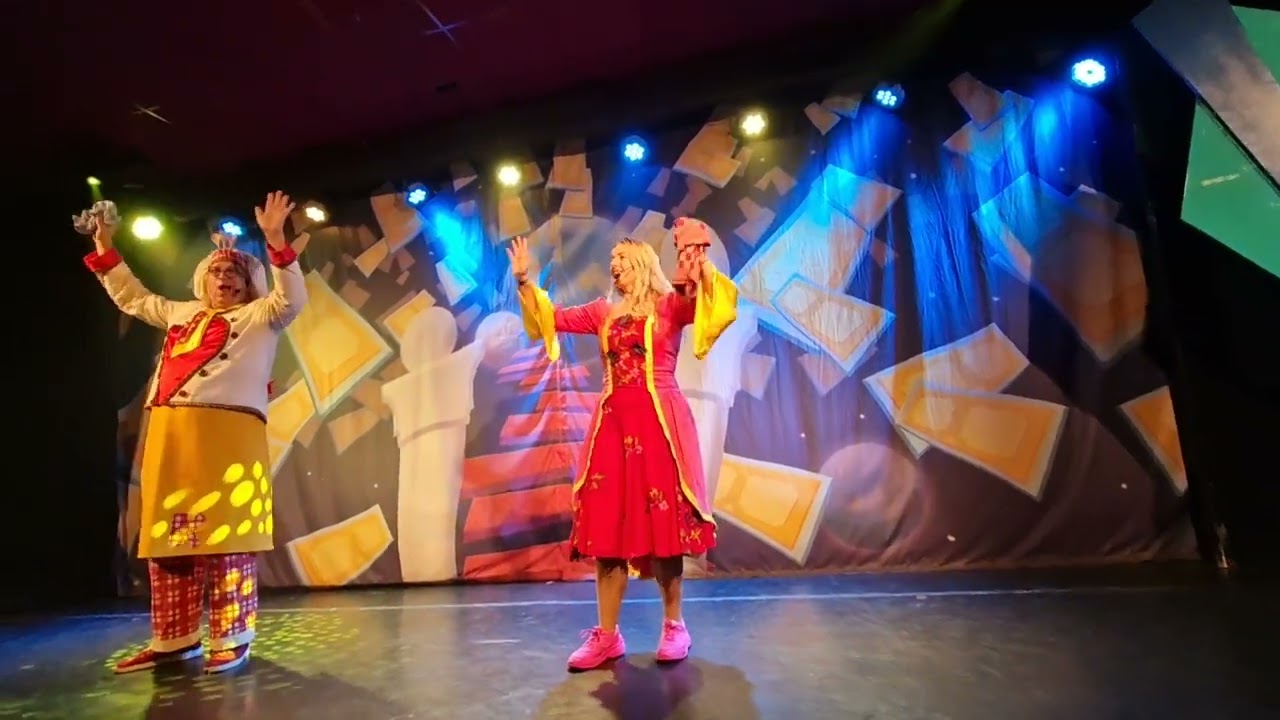 Avonturenpark Hellendoorn [Heksendoorn / Screams] (Kareltje & Jasmijn Show) 2022