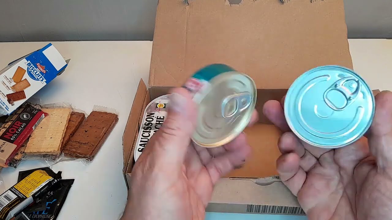 UNBOXING (DÉBALLAGE) D'UNE RATION  DE COMBAT INDIVIDUELLE RÉCHAUFFABLE DE L'ARMÉE FRANÇAISE 🇨🇵 !!!