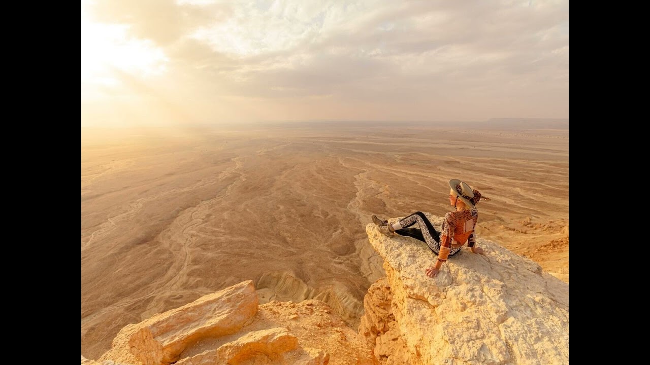 Saudi Arabia's Unexpected Hiking Boom: From Desert Trails to Urban Walks