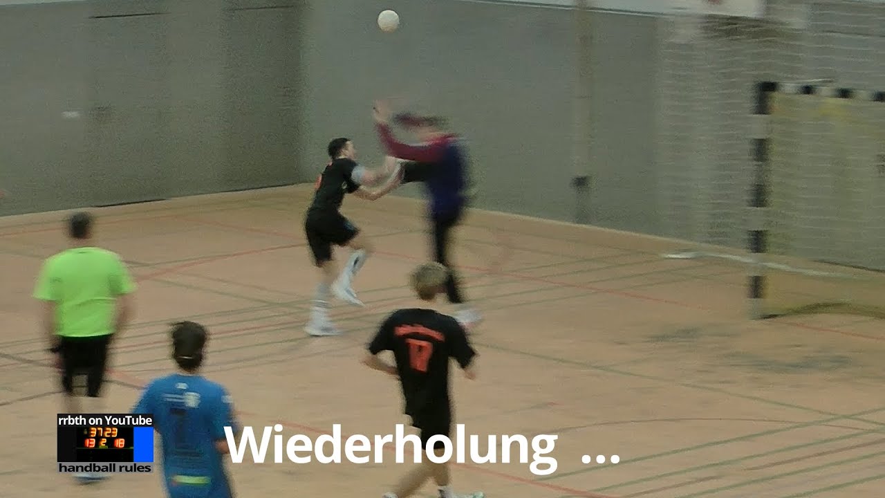 Handballregeln: Rote Karte gegen den Torwart …