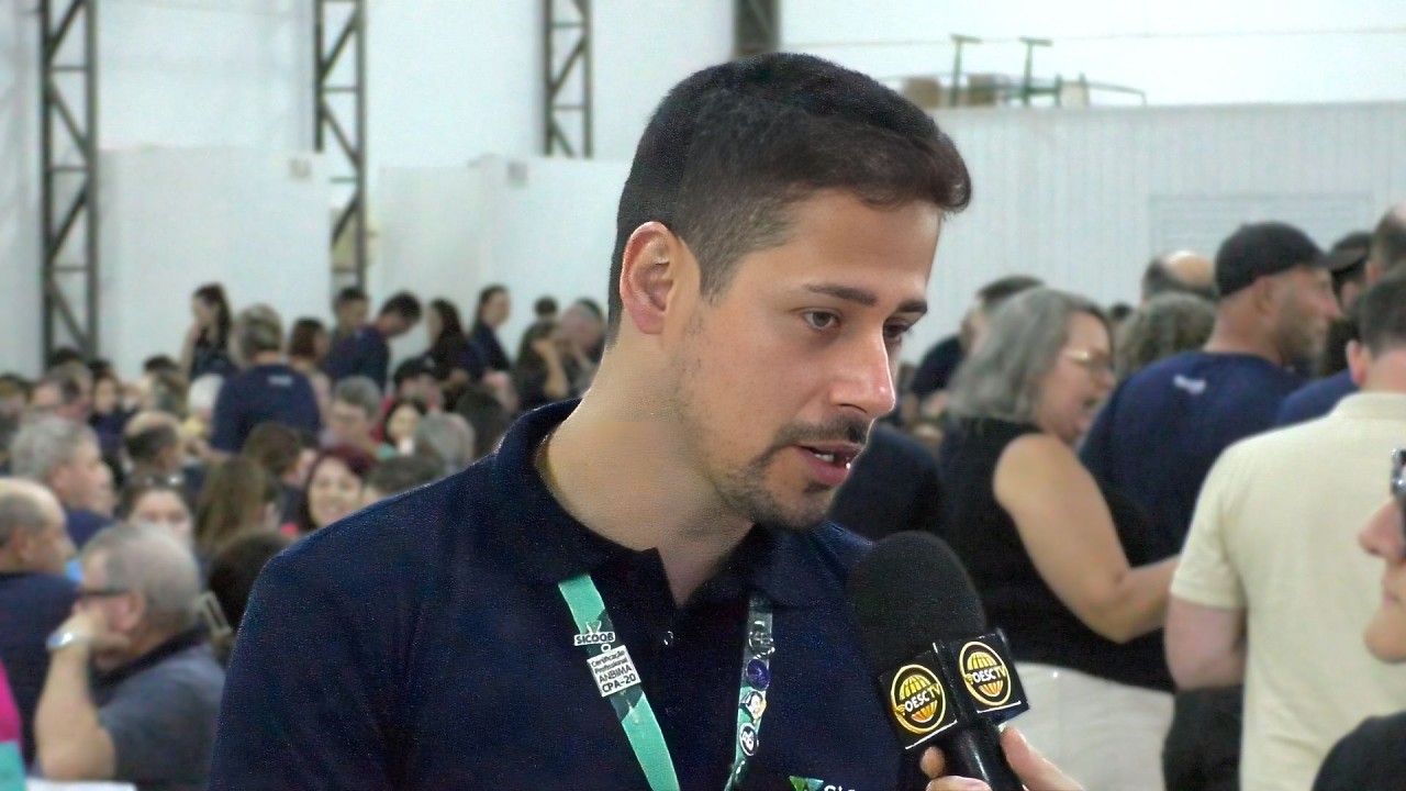 Sicoob Oestecredi reúne associados em Palmitos para apresentar resultados de 2025