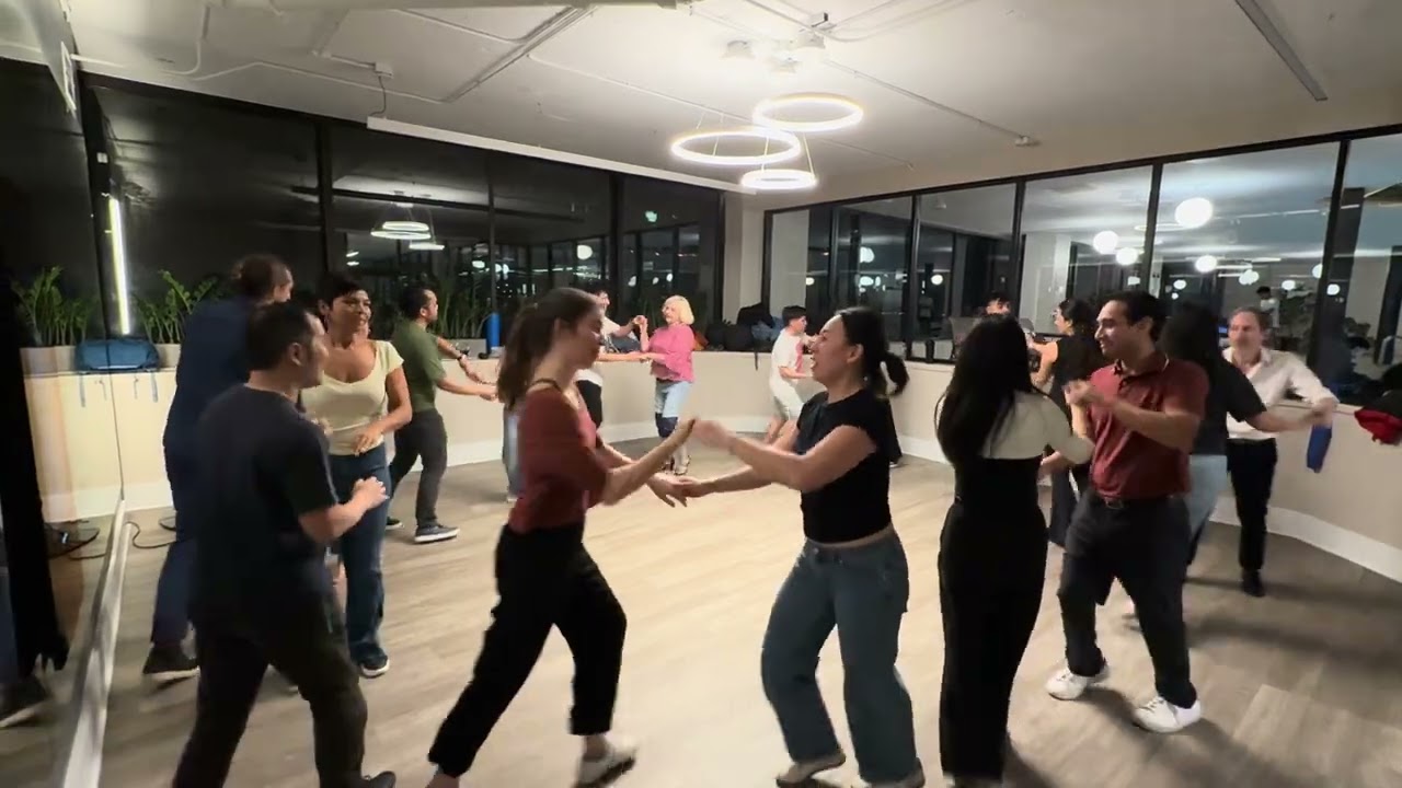 Chitown Rueda. End of session 15 dance.