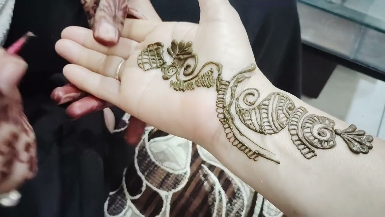 शादी में मामा मामी का शगुन  मेहंदी लगाने  का शगुन/गीत /संगीत#vandnakemohan 