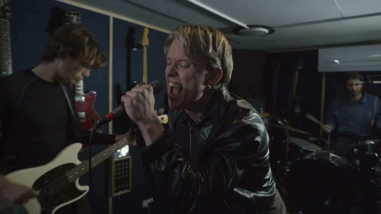 Mac The Knife cover 