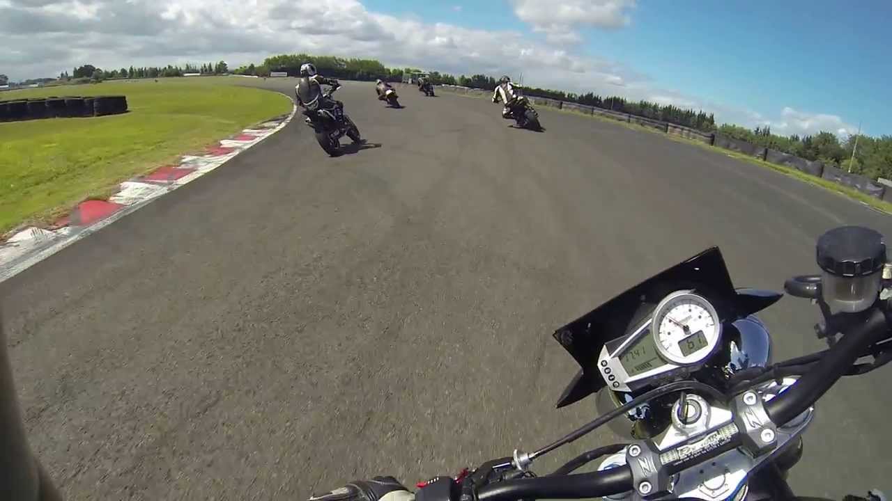 Triumph Speed Triple Track Day Manfield