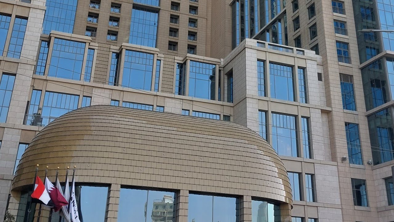 قاعة استور بالطابق الثاني بفندق سانت ريجيس كورنيش الساحل بالقاهرة 