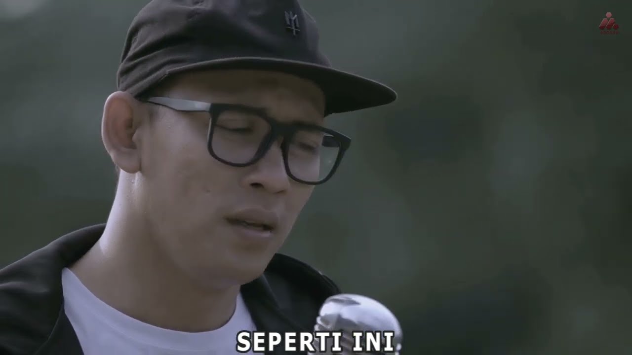 Dadali - Setengah Hatimu (Official Karaoke with Lyric)