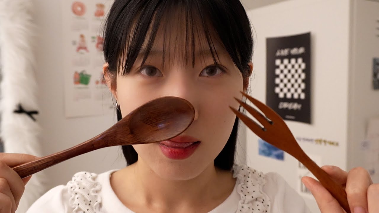 ASMR 스핏 페인팅 & 이팅유 (입소리)