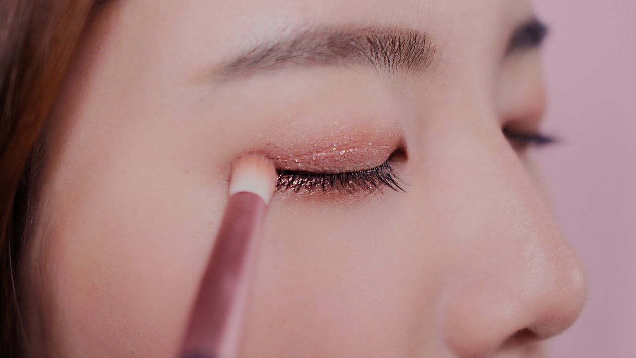 ASMR Makeup Triggers [Suna’s makeup routine]No talking