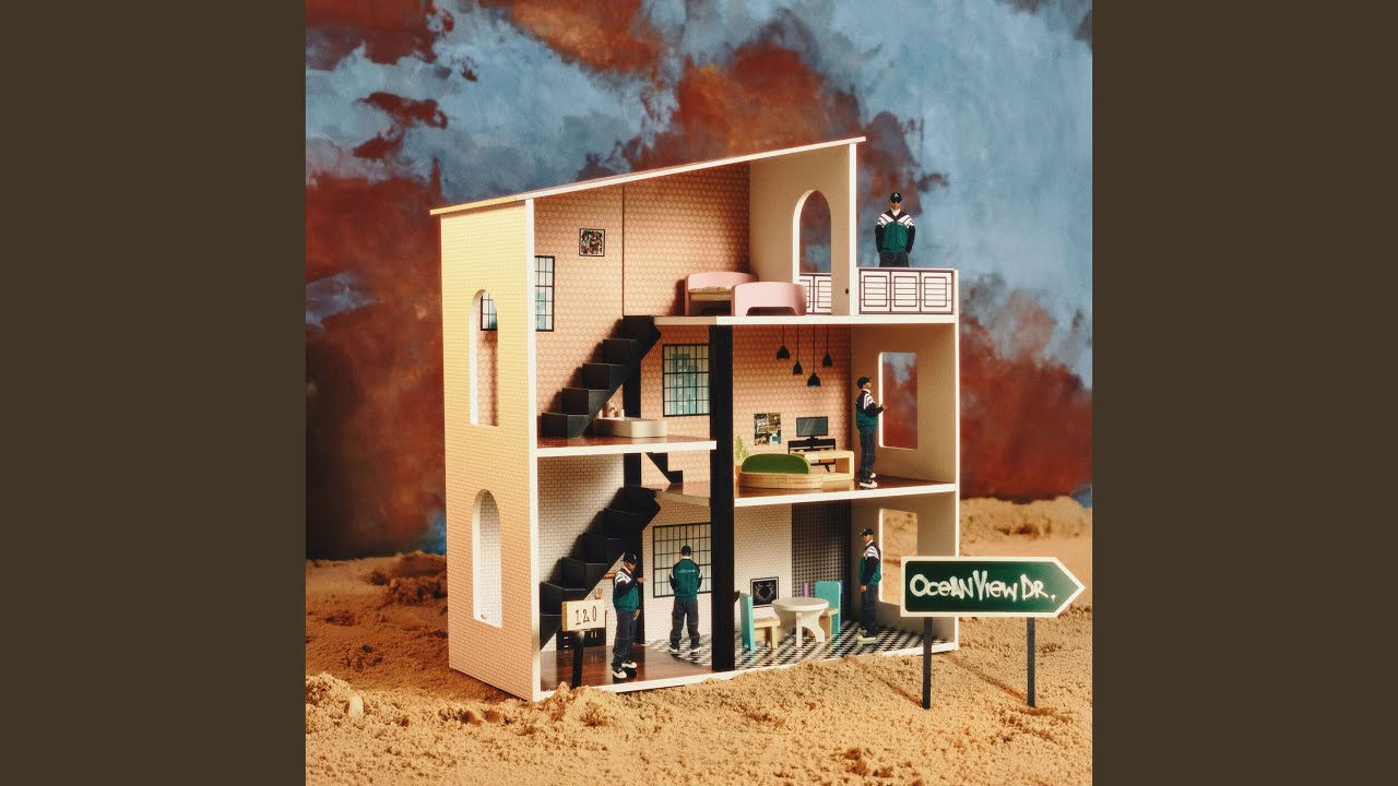 UNiDENTiFiED