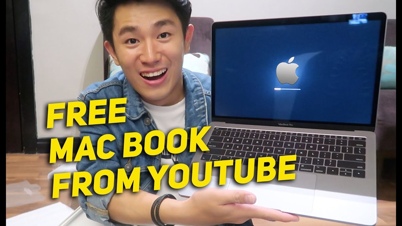 BINIGYAN AKO NI YOUTUBE NG MAC BOOK!