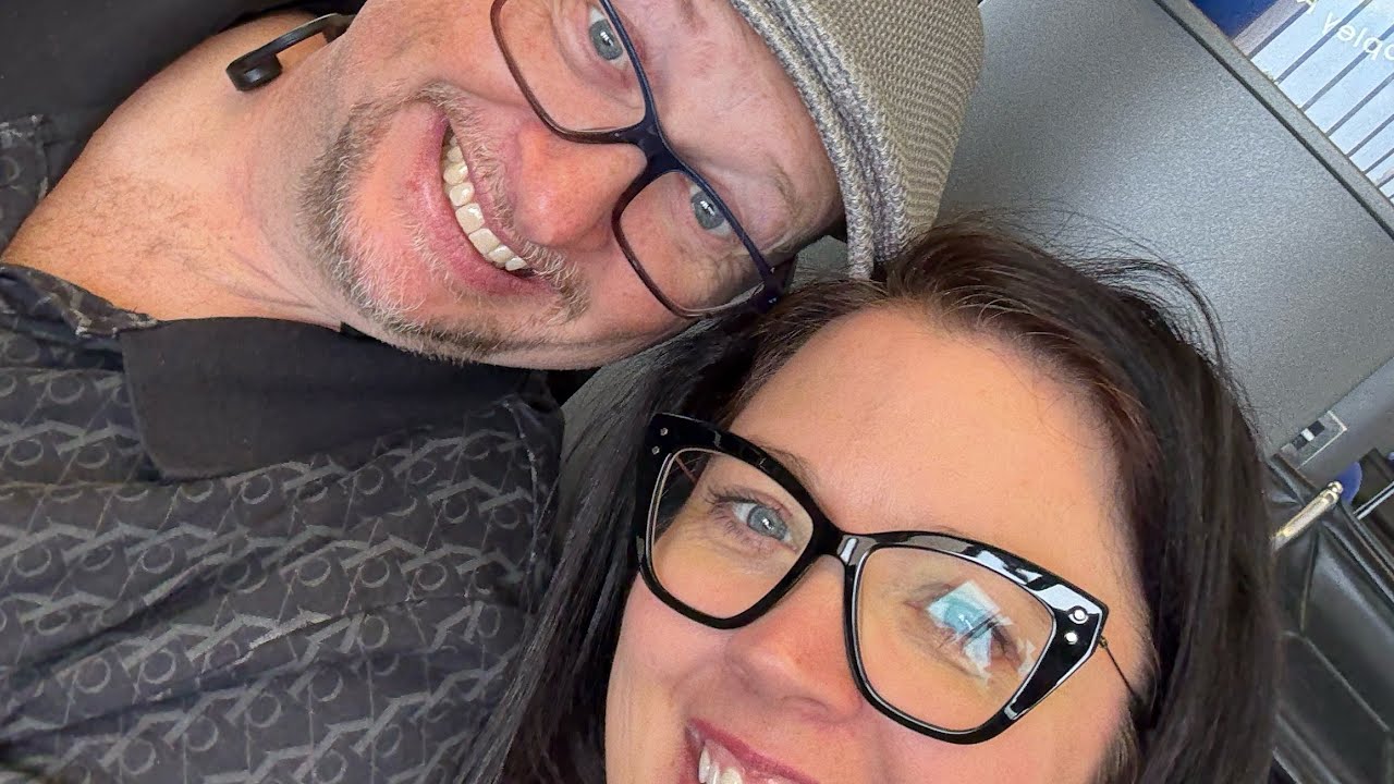 Plane Ride for Barry & Angi 30th Anniversary Trip 