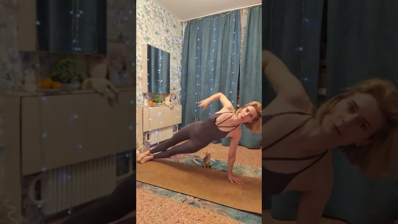 Елена /Мира Сарасвати Преподаватель Йоги в прямом эфире!