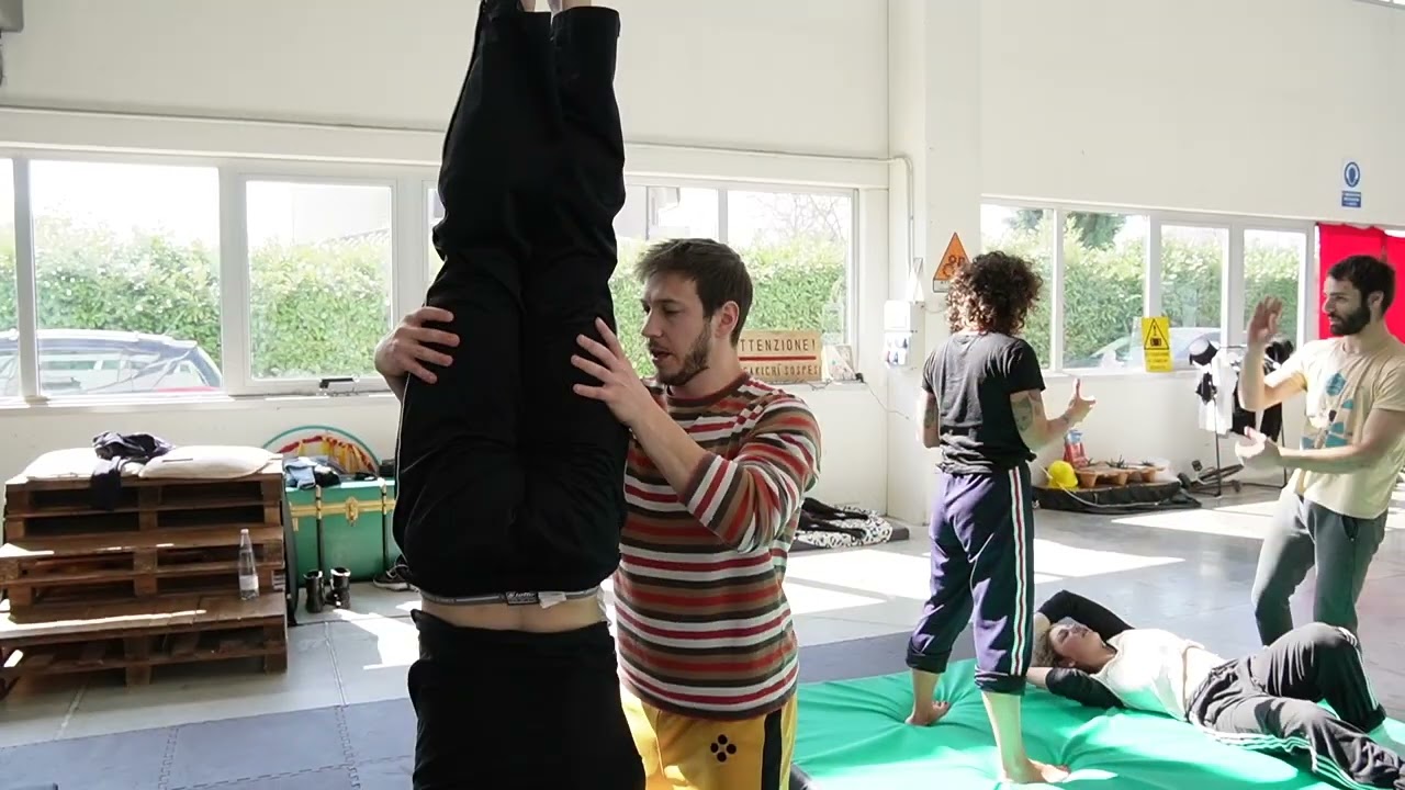 WORKSHOP ACRODANZA Davide Bonetti