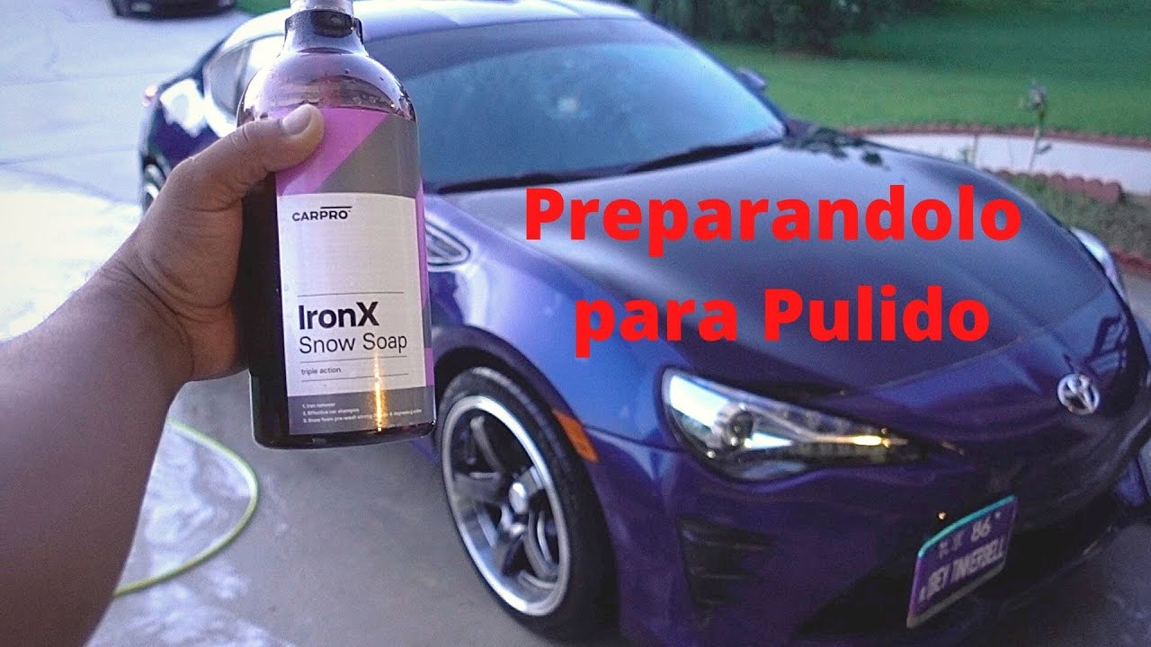 Lavado con IronX Soap a un Toyota 86
