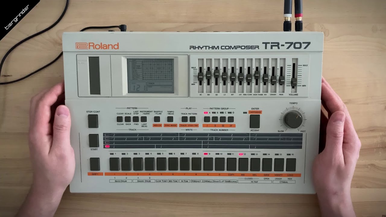 Roland TR-707 Rhythm Composer