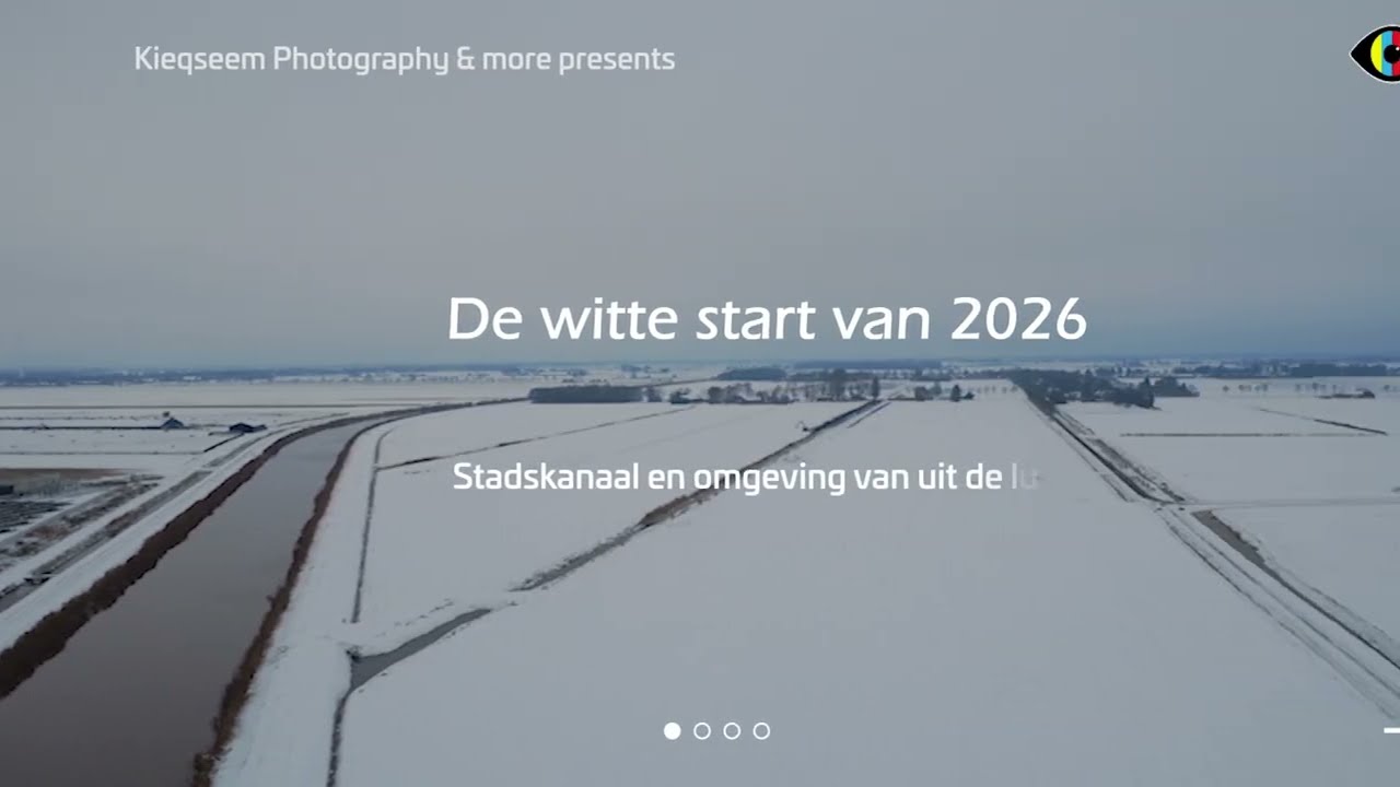 De witte start van 2026. Beelden gemaakt met een drone van een met sneeuw bedekt Stadskanaal.