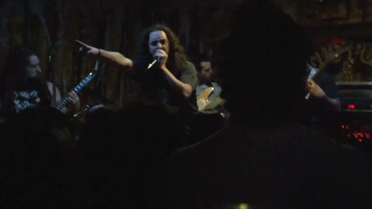 Cottus -siege storm live at gus' pub 2010